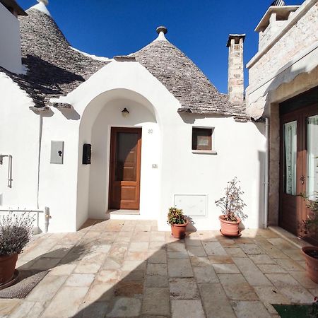 Il Trullo Del Viaggiatore Alberobello Exterior photo