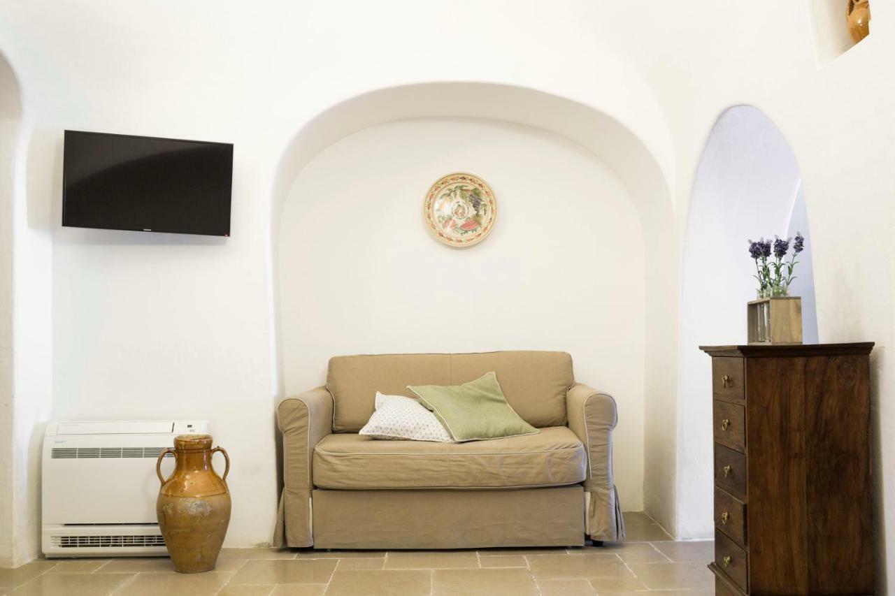 Il Trullo Del Viaggiatore Alberobello Exterior photo